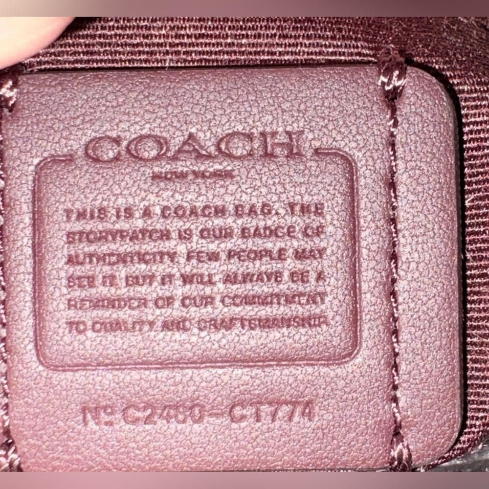 🖤 NWT Coach Mini Carmen Crossbody in Pebble Leather - CT774 - Picture 2 of 14